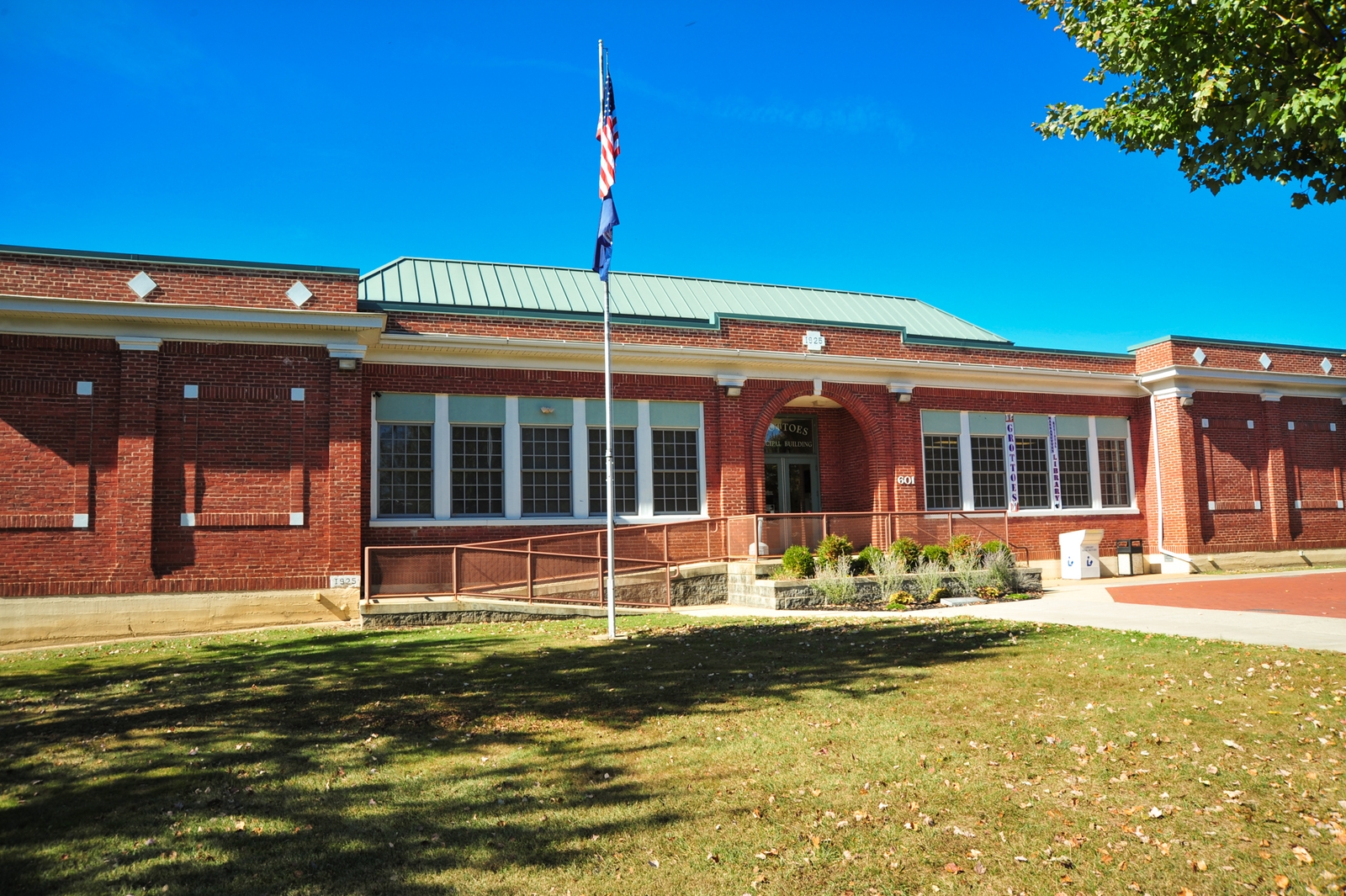 Services Town of Grottoes